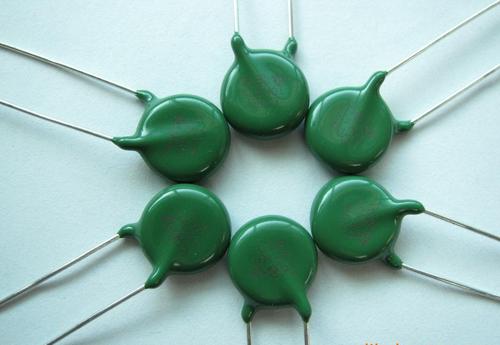 自恢復(fù)插件保險(xiǎn)絲